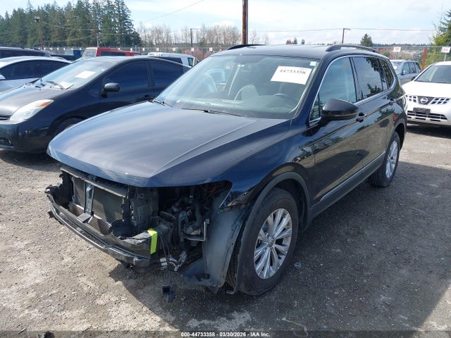 2018 Volkswagen Tiguan 2.0t Se/2.0t Sel მანქანა იყიდება აუქციონზე, vin: 3VV2B7AX7JM163462, აუქციონის ნომერი: 44733358