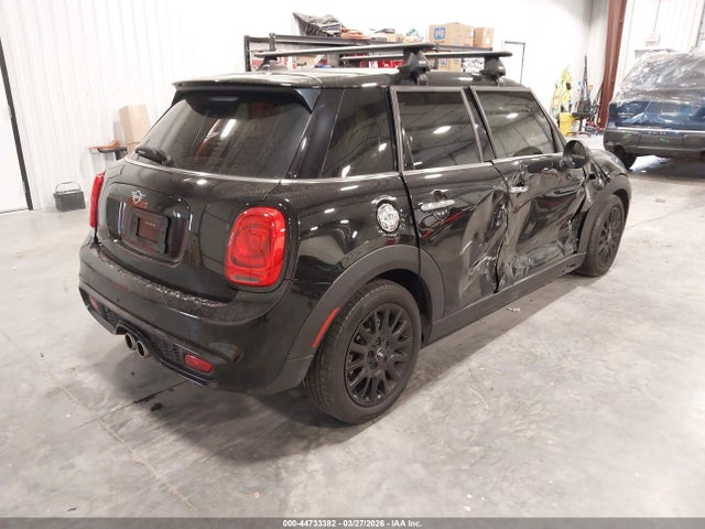 2020 Mini Hardtop Cooper S მანქანა იყიდება აუქციონზე, vin: WMWXU9C07L2L76364, აუქციონის ნომერი: 44733382