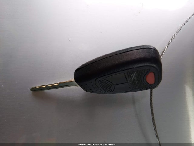 1C4NJPBB2GD702673 Jeep Patriot 75th Anniversary