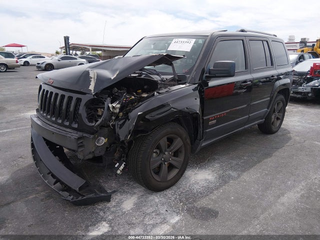 1C4NJPBB2GD702673 Jeep Patriot 75th Anniversary