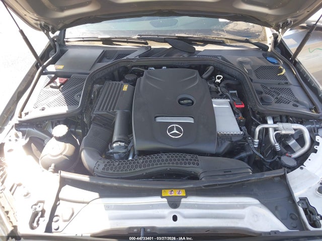 44733401 :رقم المزاد ، 55SWF4KB9FU012591 vin ، 2015 Mercedes-benz C 300 Sport 4matic مزاد بيع