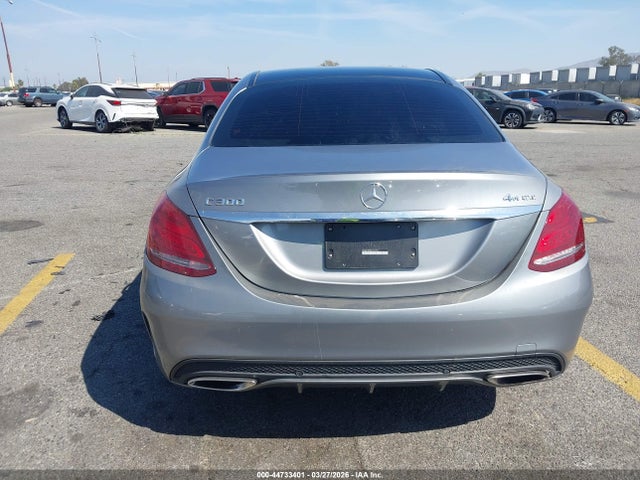 44733401 :رقم المزاد ، 55SWF4KB9FU012591 vin ، 2015 Mercedes-benz C 300 Sport 4matic مزاد بيع
