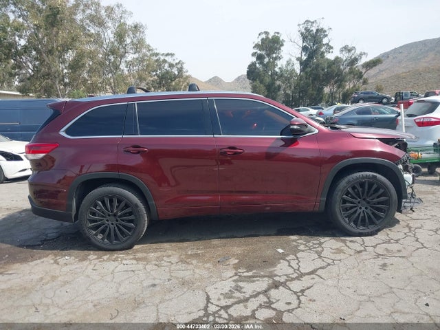 Toyota Highlander Xle 2017 5TDKZRFH3HS233489 Image 14