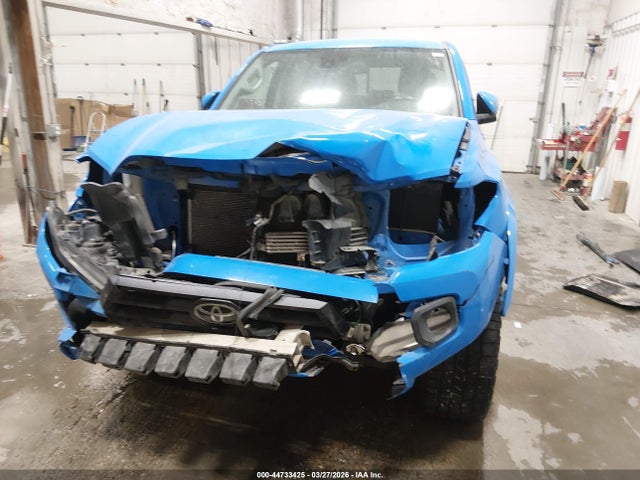 3TMCZ5AN5LM300564 Toyota Tacoma Sr5 V6