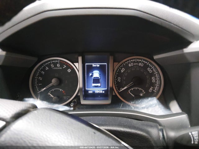 3TMCZ5AN5LM300564 Toyota Tacoma Sr5 V6