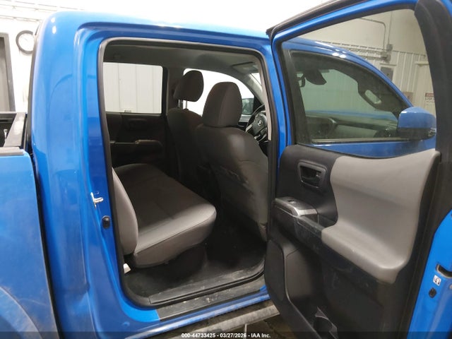 3TMCZ5AN5LM300564 Toyota Tacoma Sr5 V6