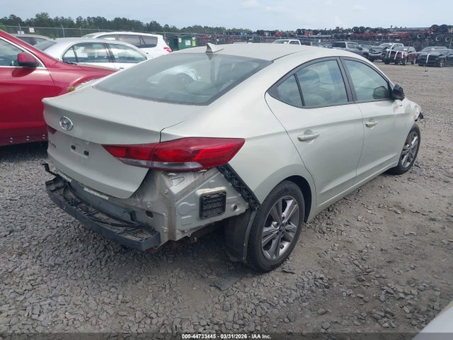 2017 Hyundai Elantra Se მანქანა იყიდება აუქციონზე, vin: KMHD84LF2HU222573, აუქციონის ნომერი: 44733445