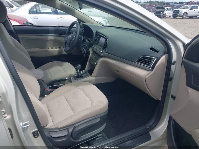 2017 Hyundai Elantra Se მანქანა იყიდება აუქციონზე, vin: KMHD84LF2HU222573, აუქციონის ნომერი: 44733445