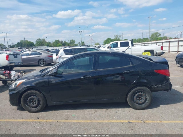 44733493 :رقم المزاد ، KMHCT4AE8GU117605 vin ، 2016 Hyundai Accent Se مزاد بيع