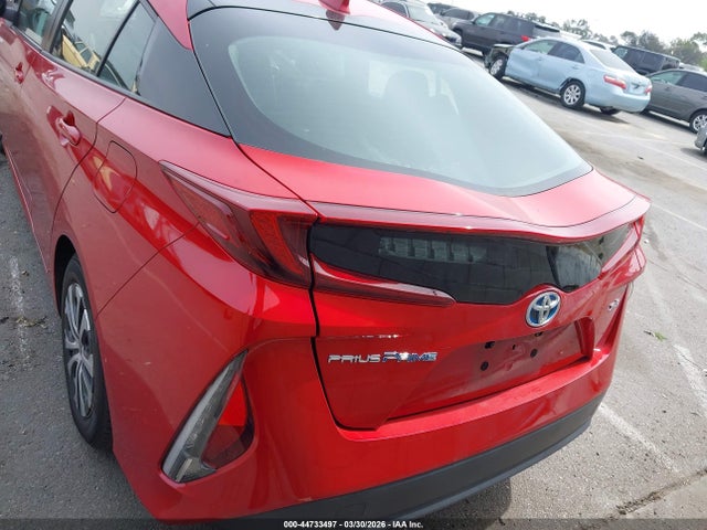 JTDKAMFP2M3175856 Toyota Prius Prime Xle