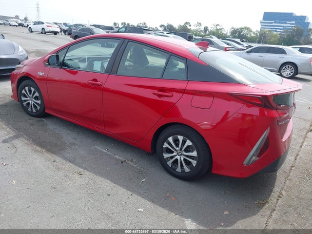 2021 TOYOTA PRIUS PRIME JTDKAMFP2M3175856 Photo 2