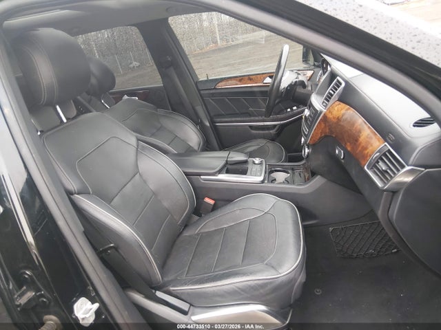 2014 MERCEDES-BENZ GL 550 4JGDF7DE5EA344452 Photo 4