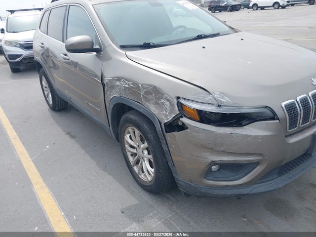 2019 Jeep Cherokee Latitude Fwd მანქანა იყიდება აუქციონზე, vin: 1C4PJLCB8KD285276, აუქციონის ნომერი: 44733523