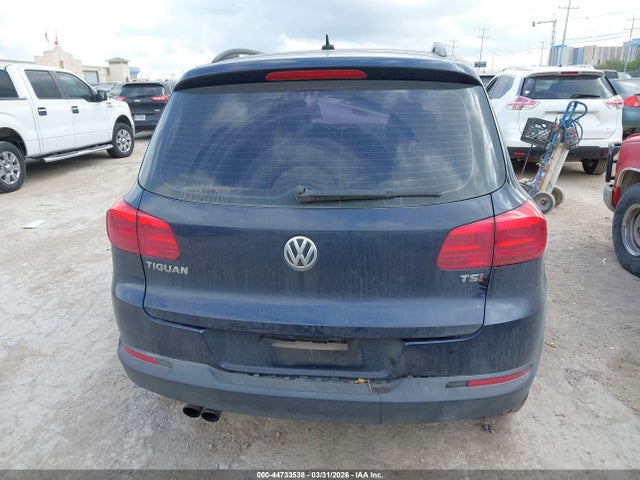 WVGAV7AX0GW533365 Volkswagen TIGUAN S
