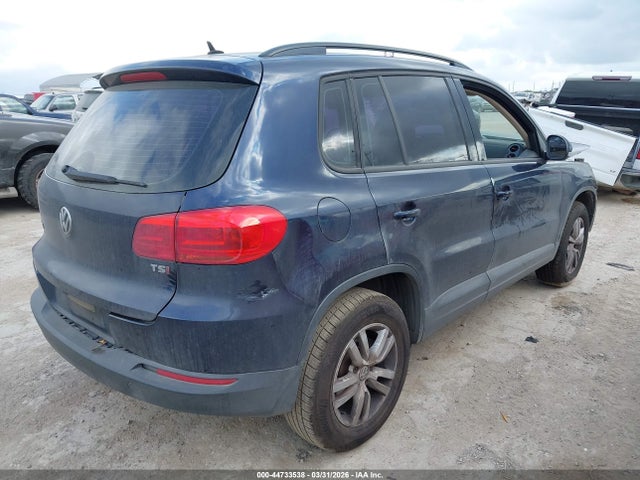 WVGAV7AX0GW533365 Volkswagen TIGUAN S