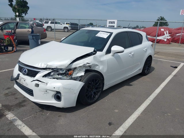 2013 LEXUS CT 200H JTHKD5BH2D2139570 Photo 1