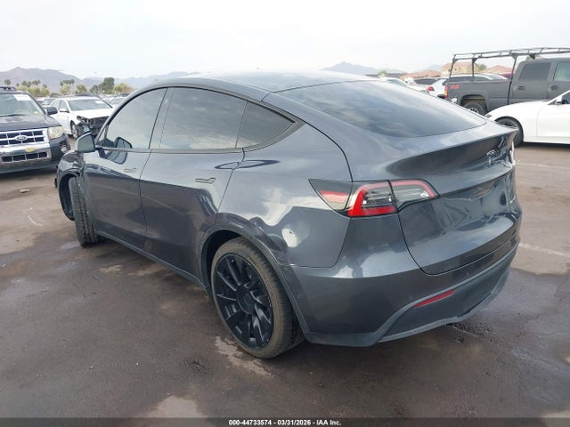 44733574 :رقم المزاد ، 5YJYGDEE4MF199846 vin ، 2021 Tesla Model Y Long Range Dual Motor All-wheel Drive مزاد بيع