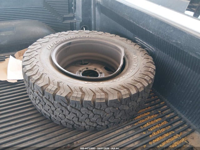 3C6UR5CJ8LG208188 RAM 2500 Tradesman 4x4 6&#039;4 Box