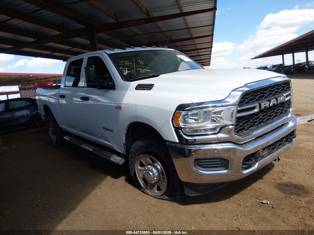 3C6UR5CJ8LG208188 RAM 2500 Tradesman 4x4 6&#039;4 Box