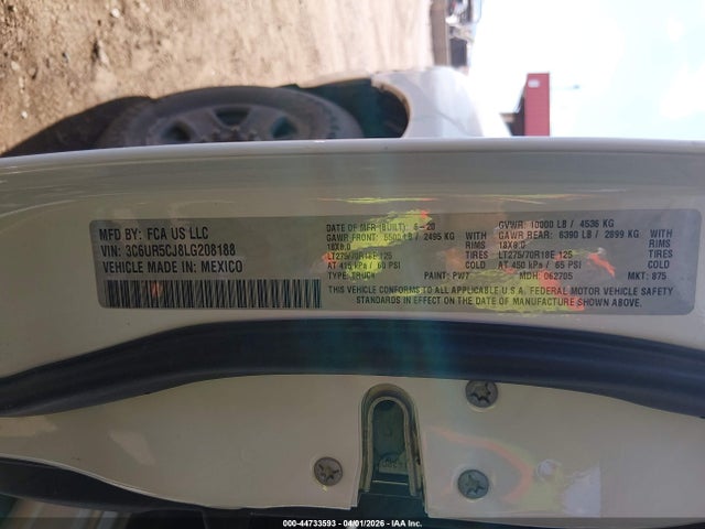3C6UR5CJ8LG208188 RAM 2500 Tradesman 4x4 6&#039;4 Box