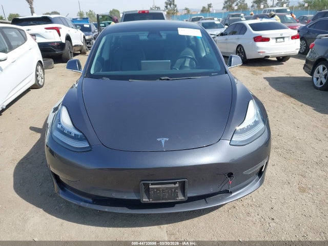 Продаж на аукціоні авто 2020 Tesla Model 3, vin: 5YJ3E1EA9LF657990, номер лоту: 44733598