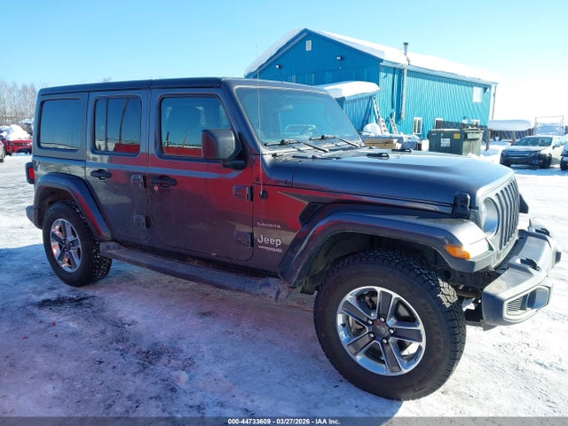 1C4HJXEN0KW564499 Jeep Wrangler Unlimited Sahara 4x4