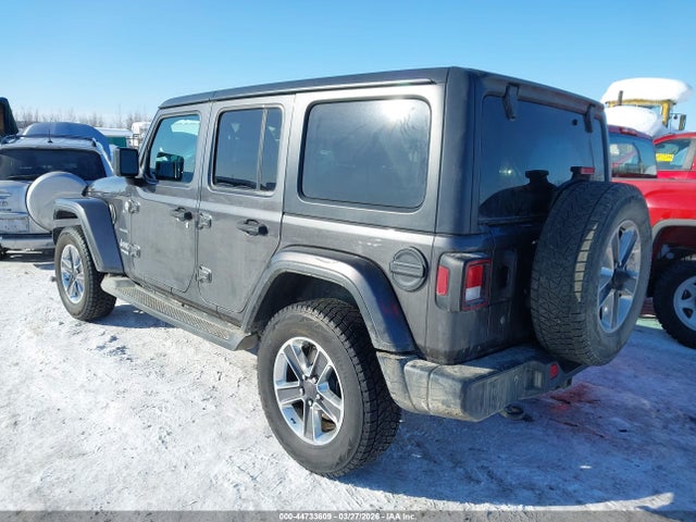 1C4HJXEN0KW564499 Jeep Wrangler Unlimited Sahara 4x4