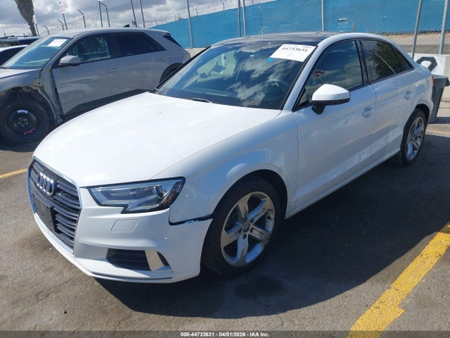 WAUAUGFF8J1071999 Audi A3 2.0t Premium/2.0t Tech Premium