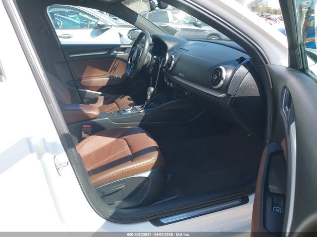 WAUAUGFF8J1071999 Audi A3 2.0t Premium/2.0t Tech Premium