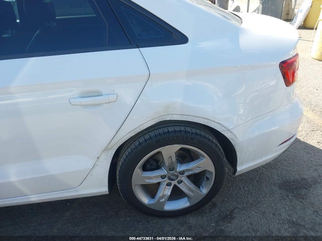 WAUAUGFF8J1071999 Audi A3 2.0t Premium/2.0t Tech Premium