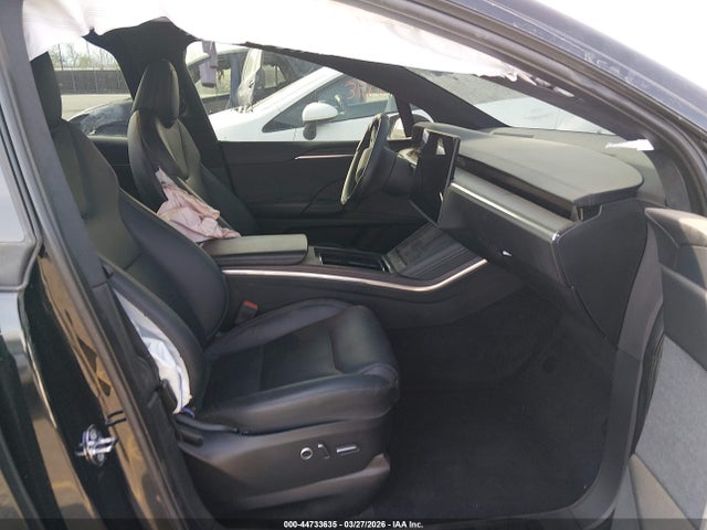2024 Tesla Model X Long Range მანქანა იყიდება აუქციონზე, vin: 7SAXCAE50RF452435, აუქციონის ნომერი: 44733635