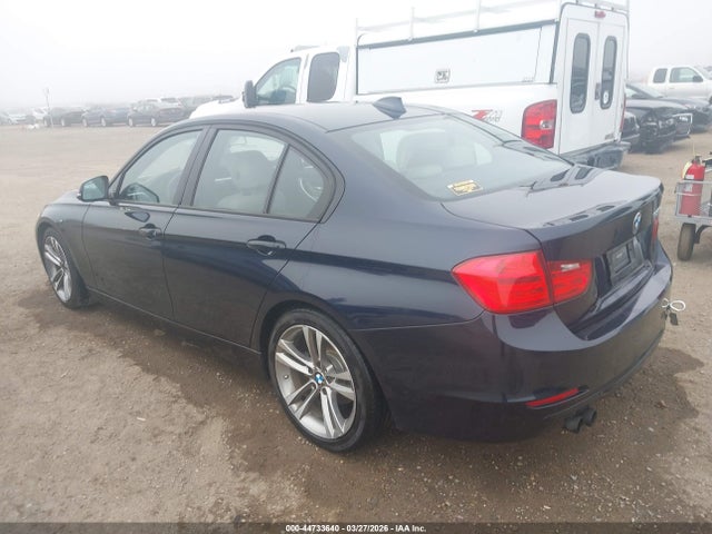 2012 BMW 328I WBA3A5C58CF346259 Photo 2