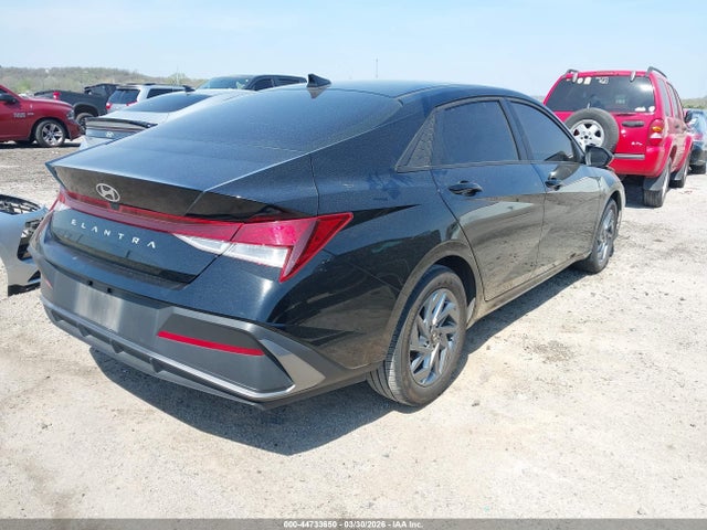 44733650 :رقم المزاد ، KMHLM4DG3RU696354 vin ، 2024 Hyundai Elantra Sel مزاد بيع