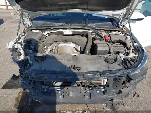 2018 Buick Regal Sportback Essence მანქანა იყიდება აუქციონზე, vin: W04GP6SX7J1133139, აუქციონის ნომერი: 44733655