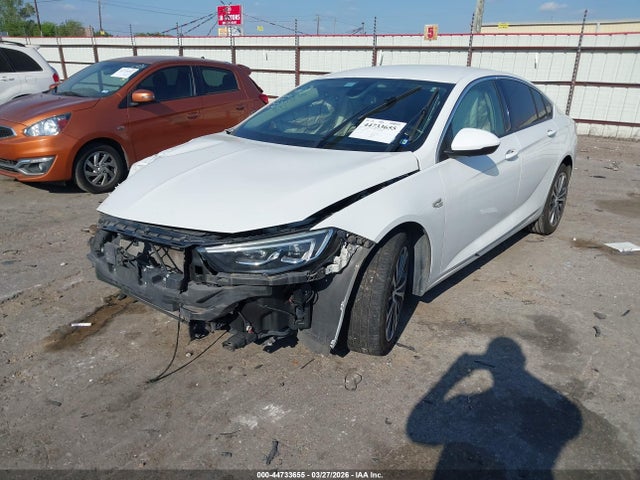 2018 Buick Regal Sportback Essence მანქანა იყიდება აუქციონზე, vin: W04GP6SX7J1133139, აუქციონის ნომერი: 44733655