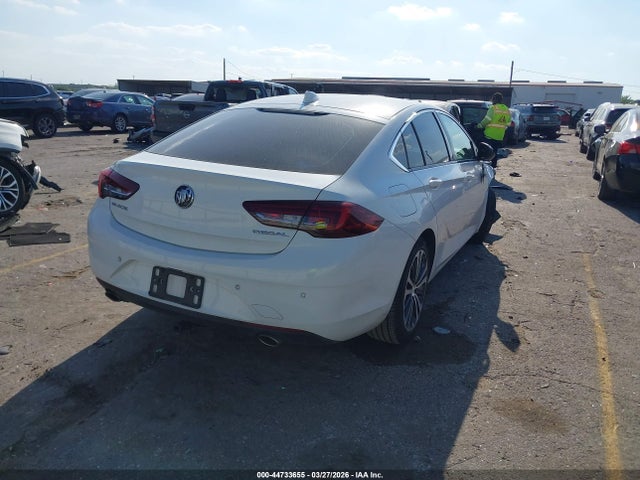 2018 Buick Regal Sportback Essence მანქანა იყიდება აუქციონზე, vin: W04GP6SX7J1133139, აუქციონის ნომერი: 44733655