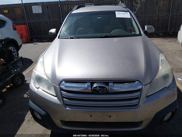Aukcja sprzedaży 2014 Subaru Outback 2.5i Premium, vin: 4S4BRCCC0E3277576, numer aukcji: 44733663