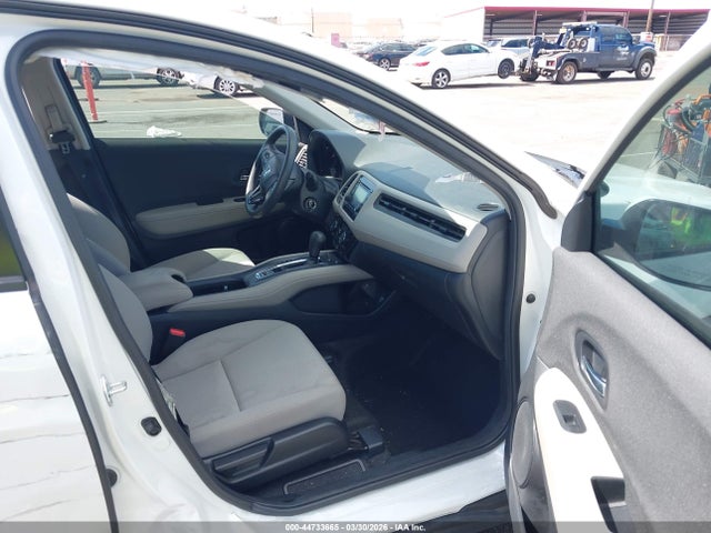 Auction sale of the 2021 Honda Hr-v 2wd Lx, vin: 3CZRU5H37MM718956, lot number: 44733665