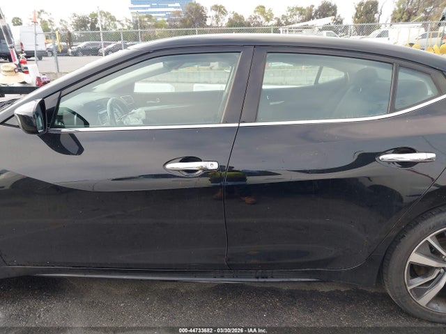 1N4AA6AV0KC382312 Nissan Maxima 3.5 S