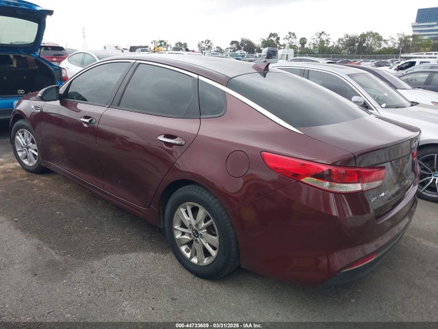 5XXGT4L33GG116871 KIA Optima Lx