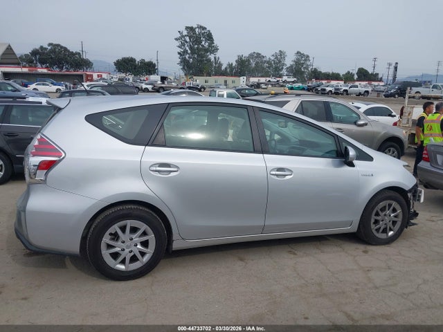 Toyota Prius V Four 2015 JTDZN3EU6FJ038759 Image 14