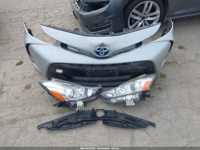 Toyota Prius V Four 2015 JTDZN3EU6FJ038759 Image 12