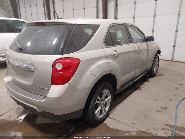 Продажа на аукционе авто 2014 Chevrolet Equinox Ls, vin: 2GNALAEK2E6105687, номер лота: 44733705