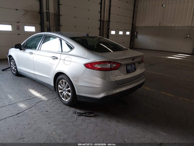 2015 Ford Fusion S მანქანა იყიდება აუქციონზე, vin: 3FA6P0G72FR235989, აუქციონის ნომერი: 44733712