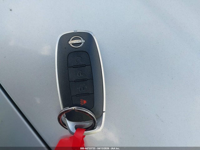 JN8BT3BA9PW426921 Nissan Rogue Sv Fwd