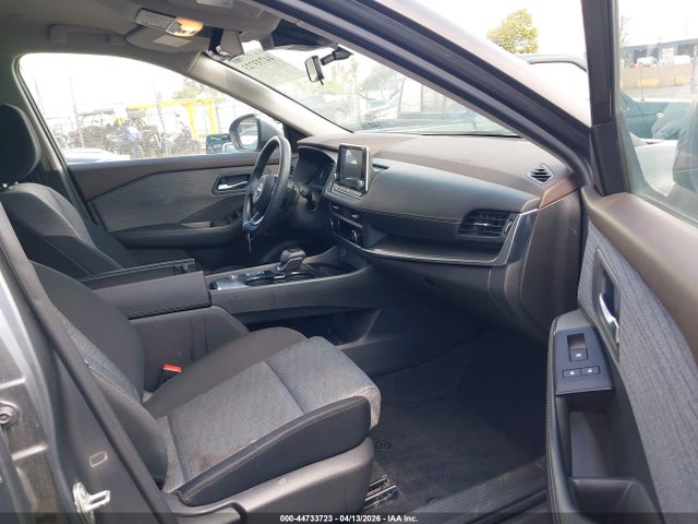 JN8BT3BA9PW426921 Nissan Rogue Sv Fwd