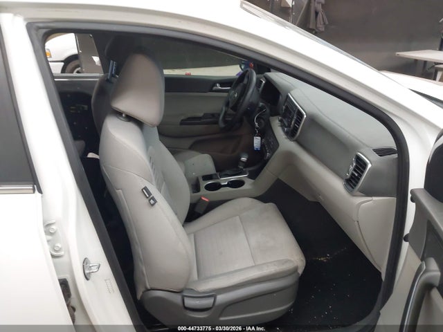 2018 KIA SPORTAGE KNDPM3AC4J7339866 Photo 4