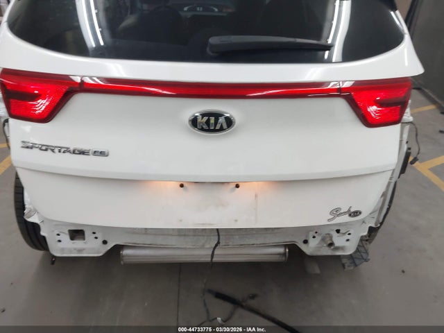 2018 KIA SPORTAGE KNDPM3AC4J7339866 Photo 5