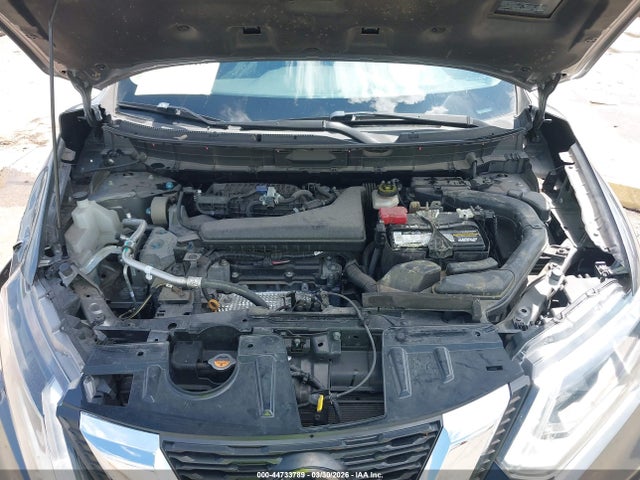 2020 Nissan Rogue Sv Fwd მანქანა იყიდება აუქციონზე, vin: KNMAT2MT9LP504425, აუქციონის ნომერი: 44733789