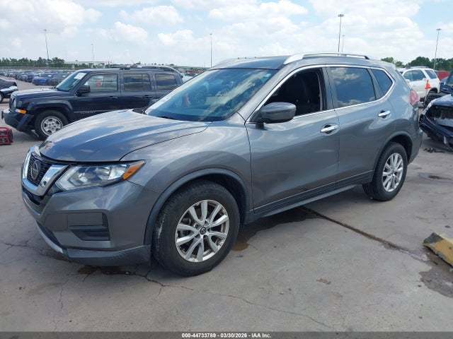 2020 Nissan Rogue Sv Fwd მანქანა იყიდება აუქციონზე, vin: KNMAT2MT9LP504425, აუქციონის ნომერი: 44733789